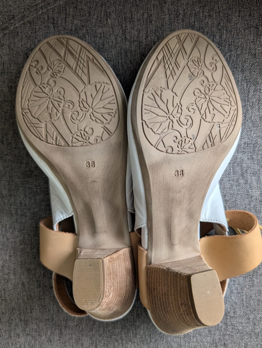 Bueno Nanci Slingback Heels - Picture 8 of 9